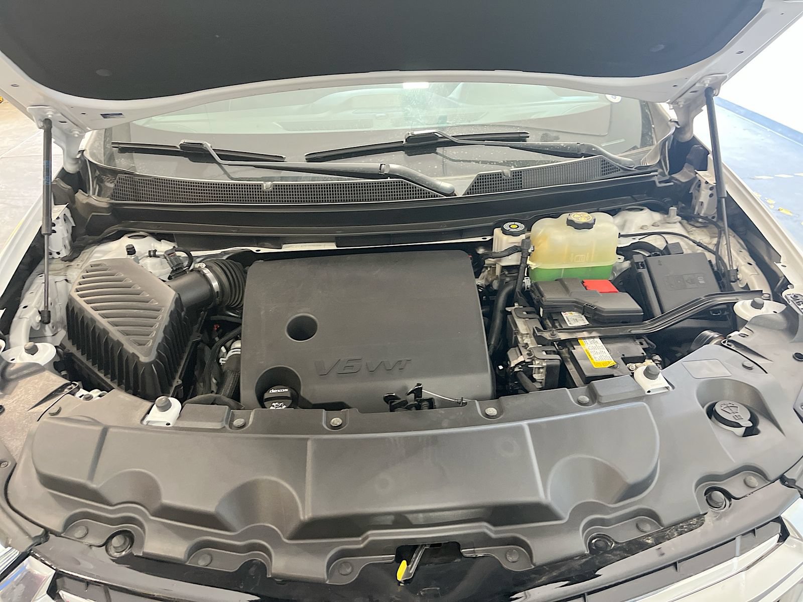 Used 2022 Chevrolet Traverse Premier AWD/4WD image 31
