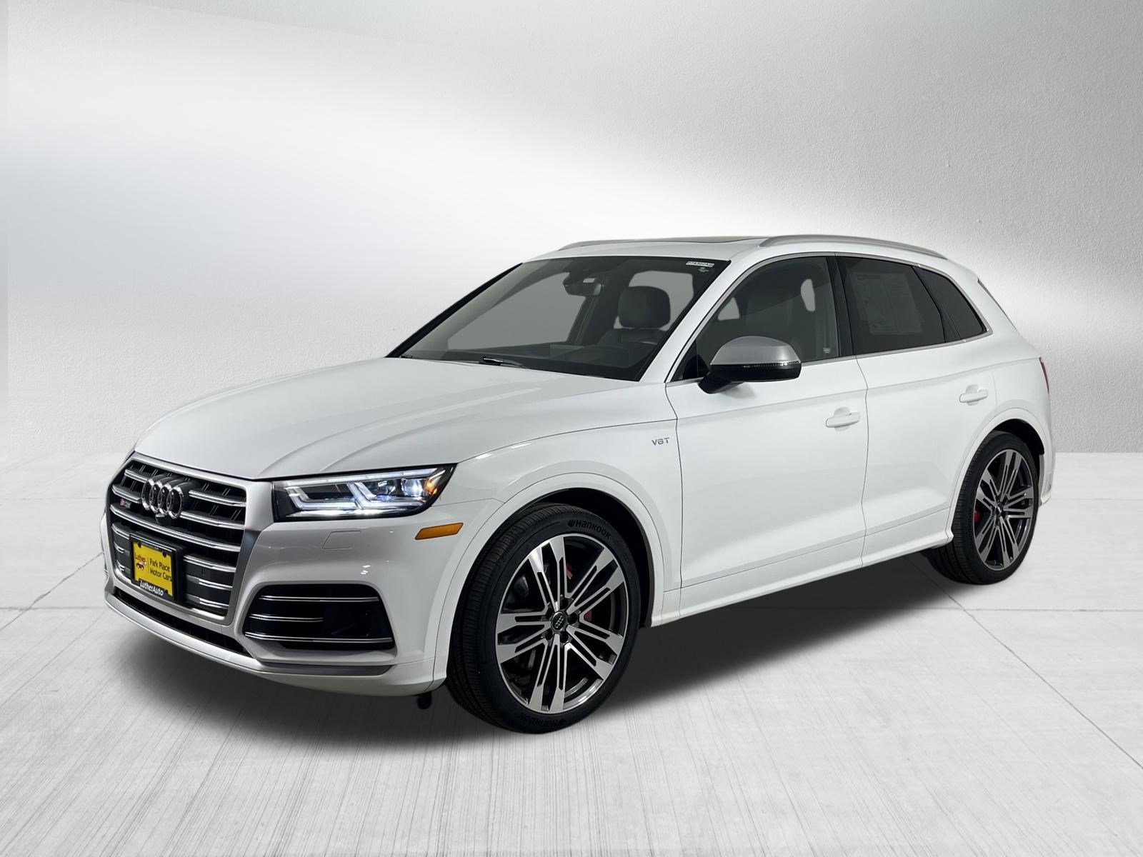 Used 2018 Audi SQ5 Prestige w/ Prestige Package image 3