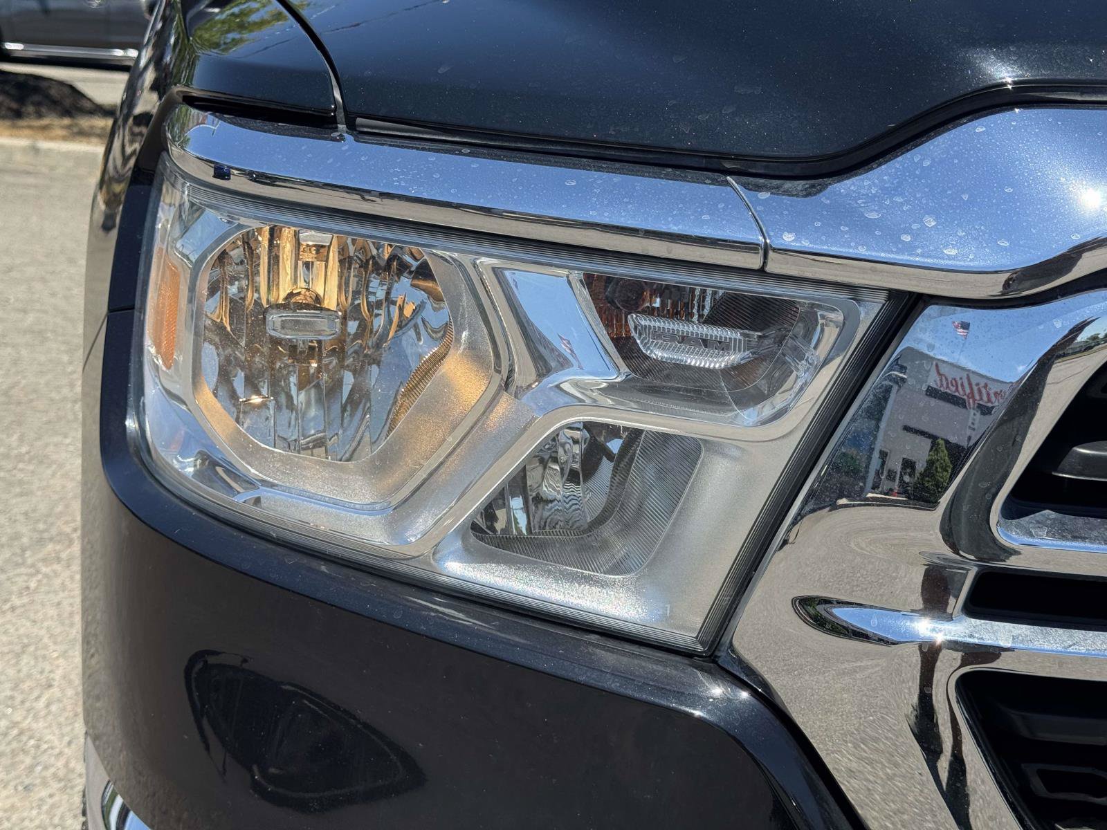 Used 2022 RAM 1500 Big Horn AWD/4WD image 9