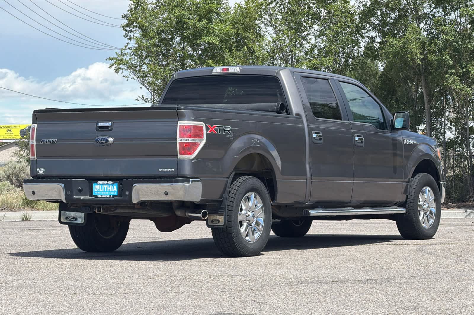 Used 2013 Ford F150 XLT w/ Luxury Equipment Group AWD/4WD image 2