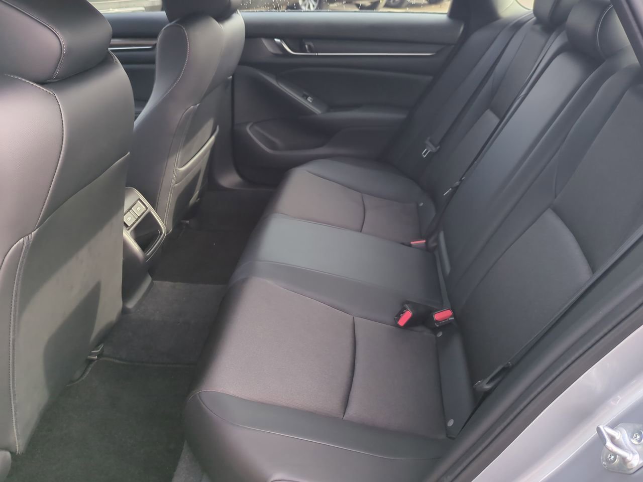 Used 2022 Honda Accord Sport image 23