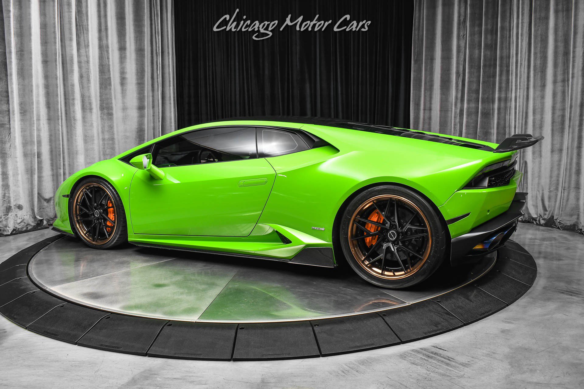 Used 2015 Lamborghini Huracan LP 610-4 image 3