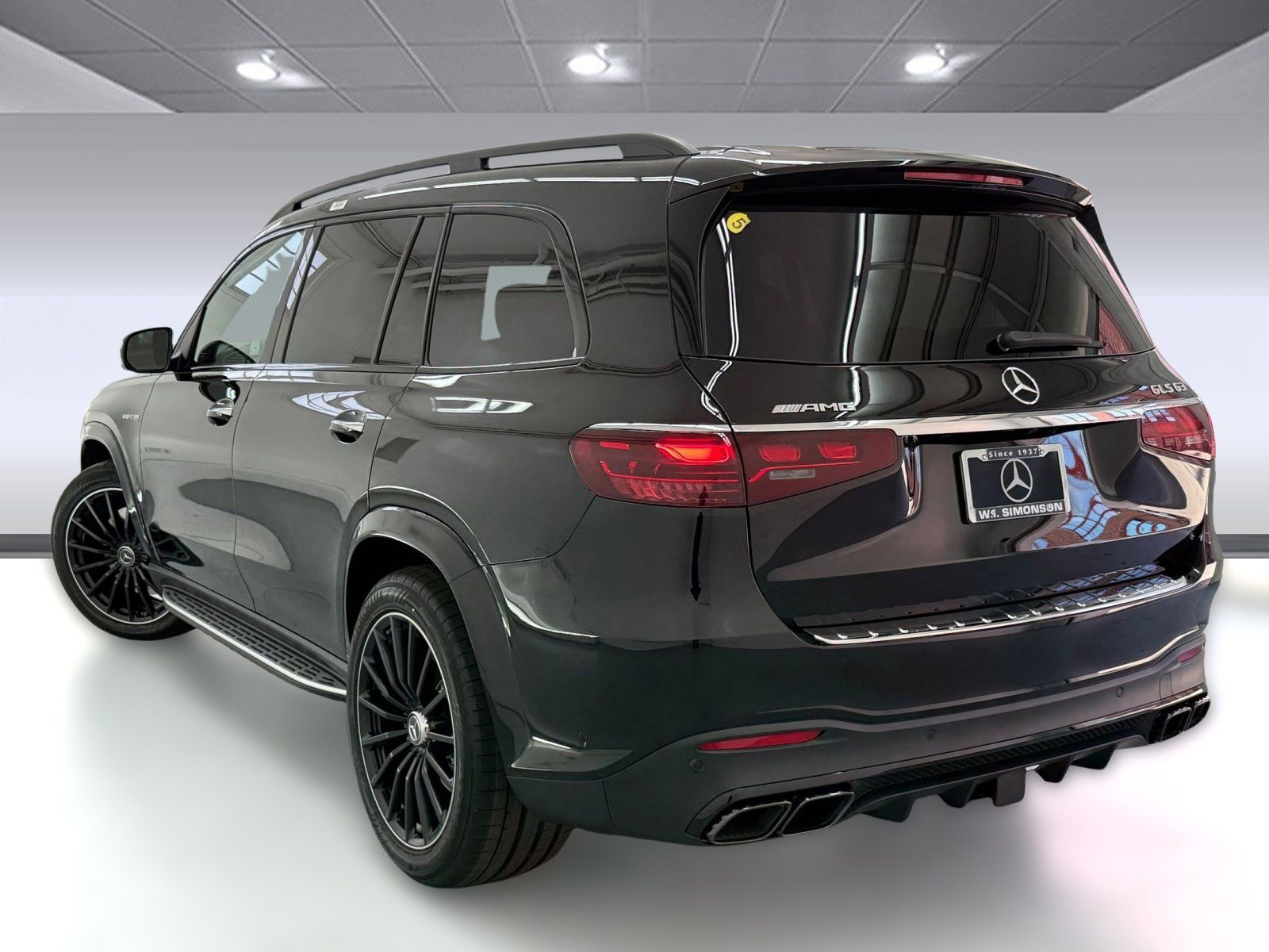 New 2026 Mercedes-Benz GLS 63 AMG 4MATIC image 2