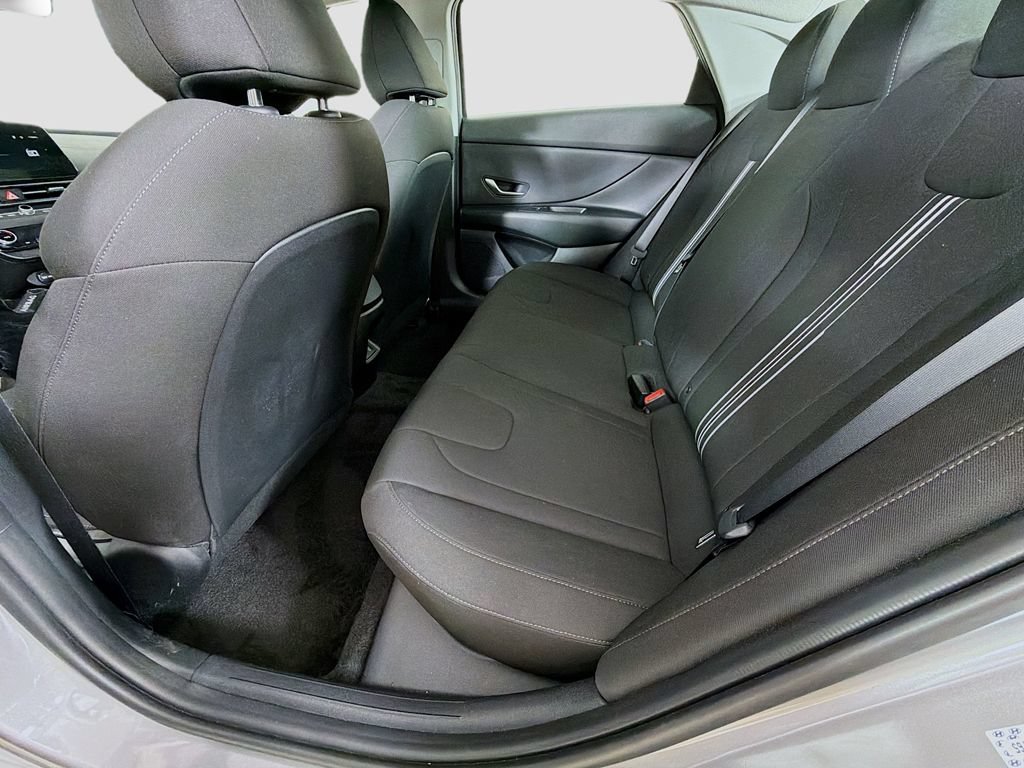 Used 2024 Hyundai Elantra SEL FWD image 24