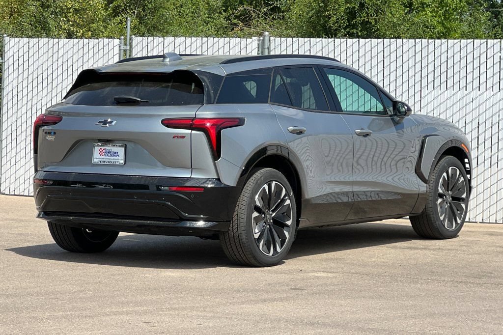 New 2025 Chevrolet Blazer EV RS RWD image 4
