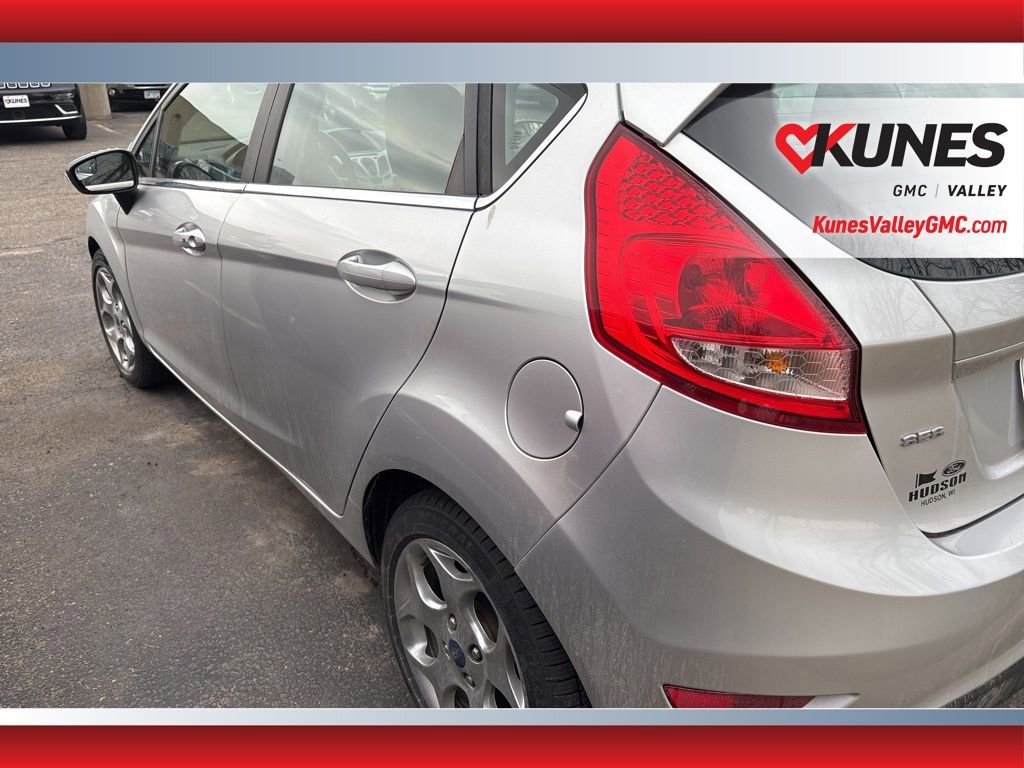 Used 2012 Ford Fiesta SES image 1