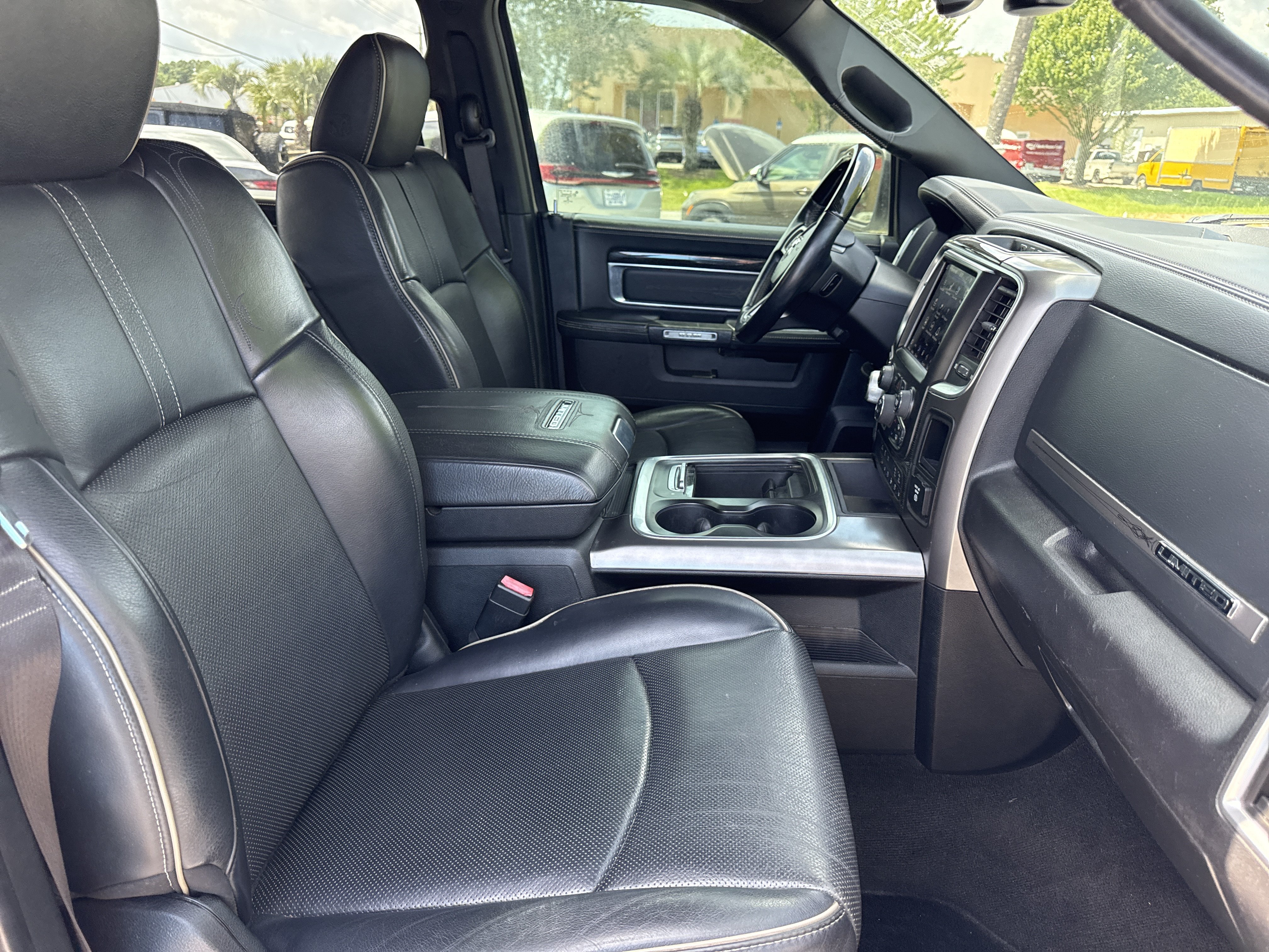 Used 2018 RAM 1500 Limited AWD/4WD image 24
