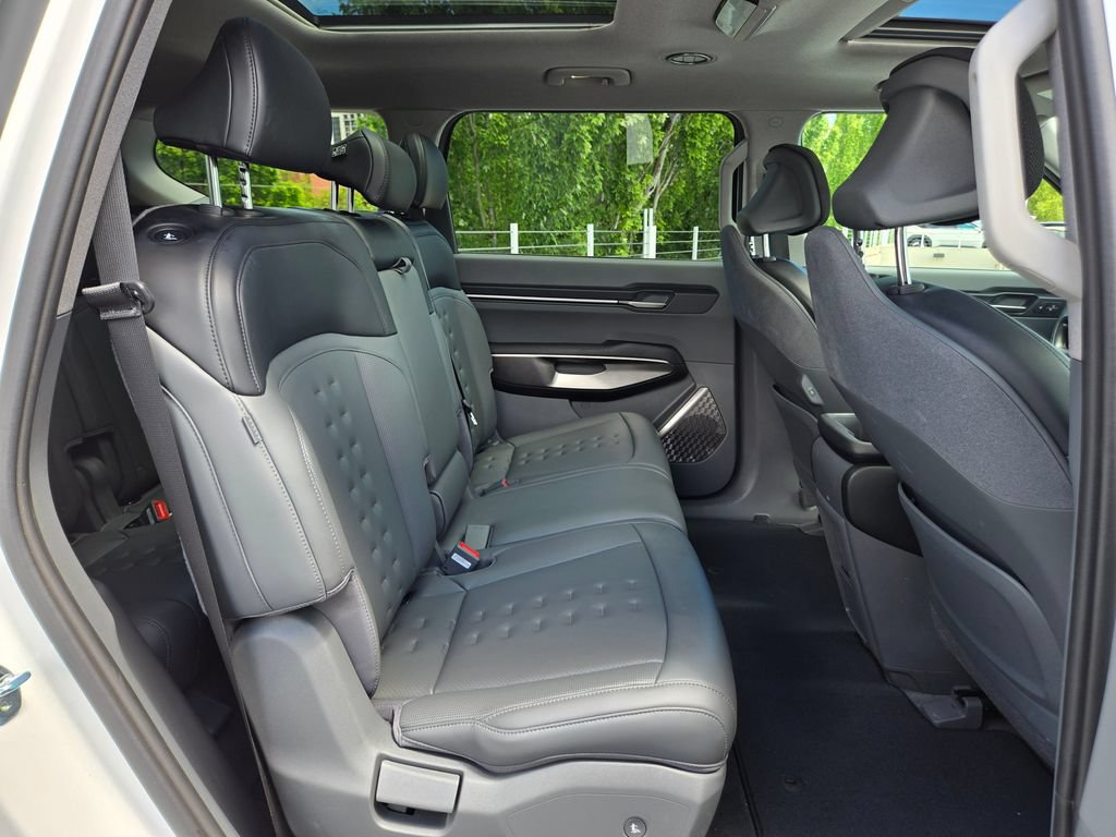 Certified 2024 Kia EV9 Wind AWD/4WD image 12