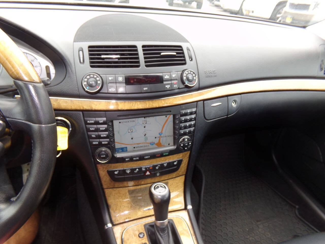 Used 2008 Mercedes-Benz E 350 4MATIC Sedan image 49