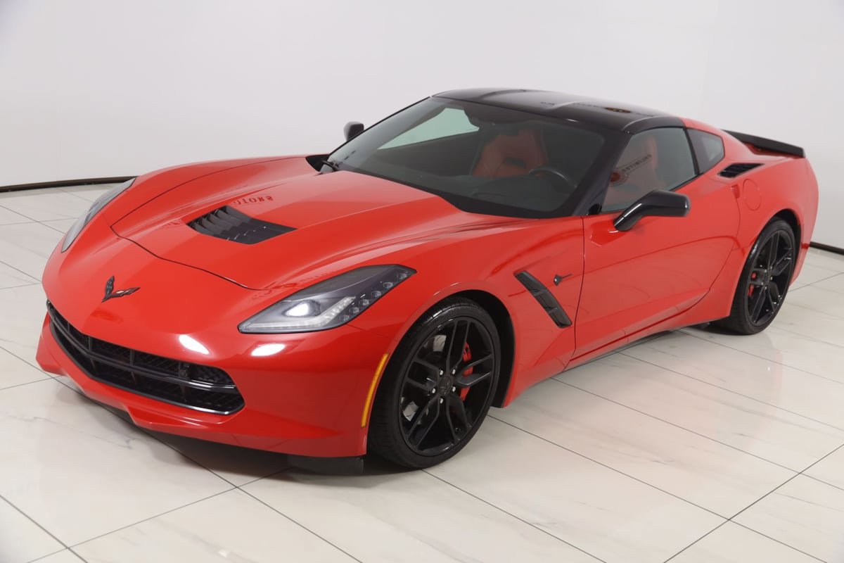Used 2016 Chevrolet Corvette Stingray Coupe w/ 2LT Preferred Equipment Group RWD image 27