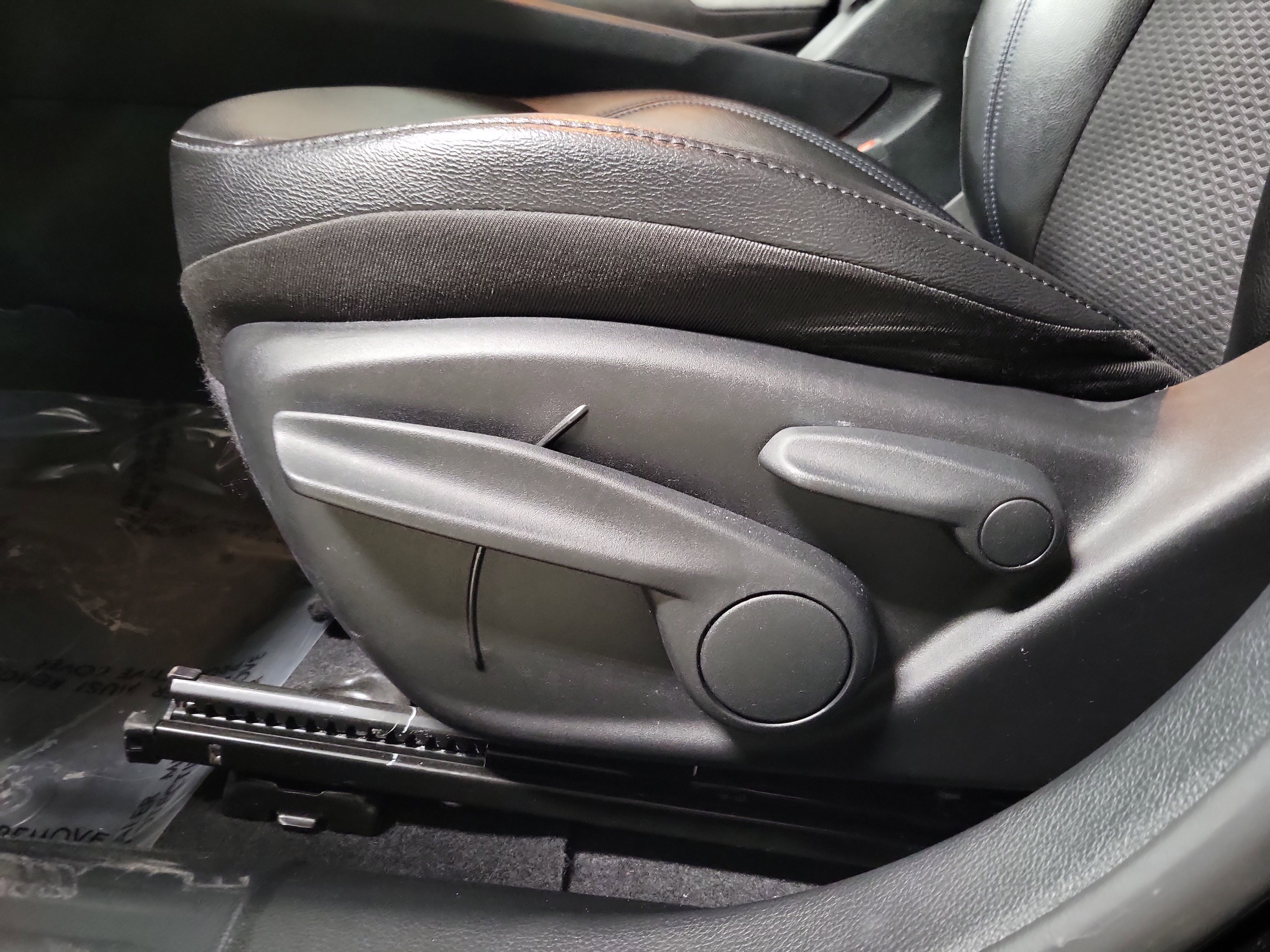 Used 2025 Jeep Compass Latitude image 26