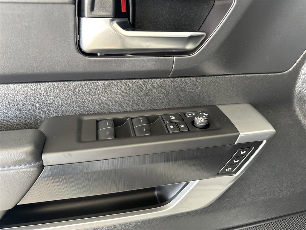 Used 2025 Toyota Tundra Platinum image 11