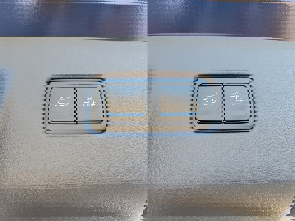 New 2026 Kia Carnival EX image 15