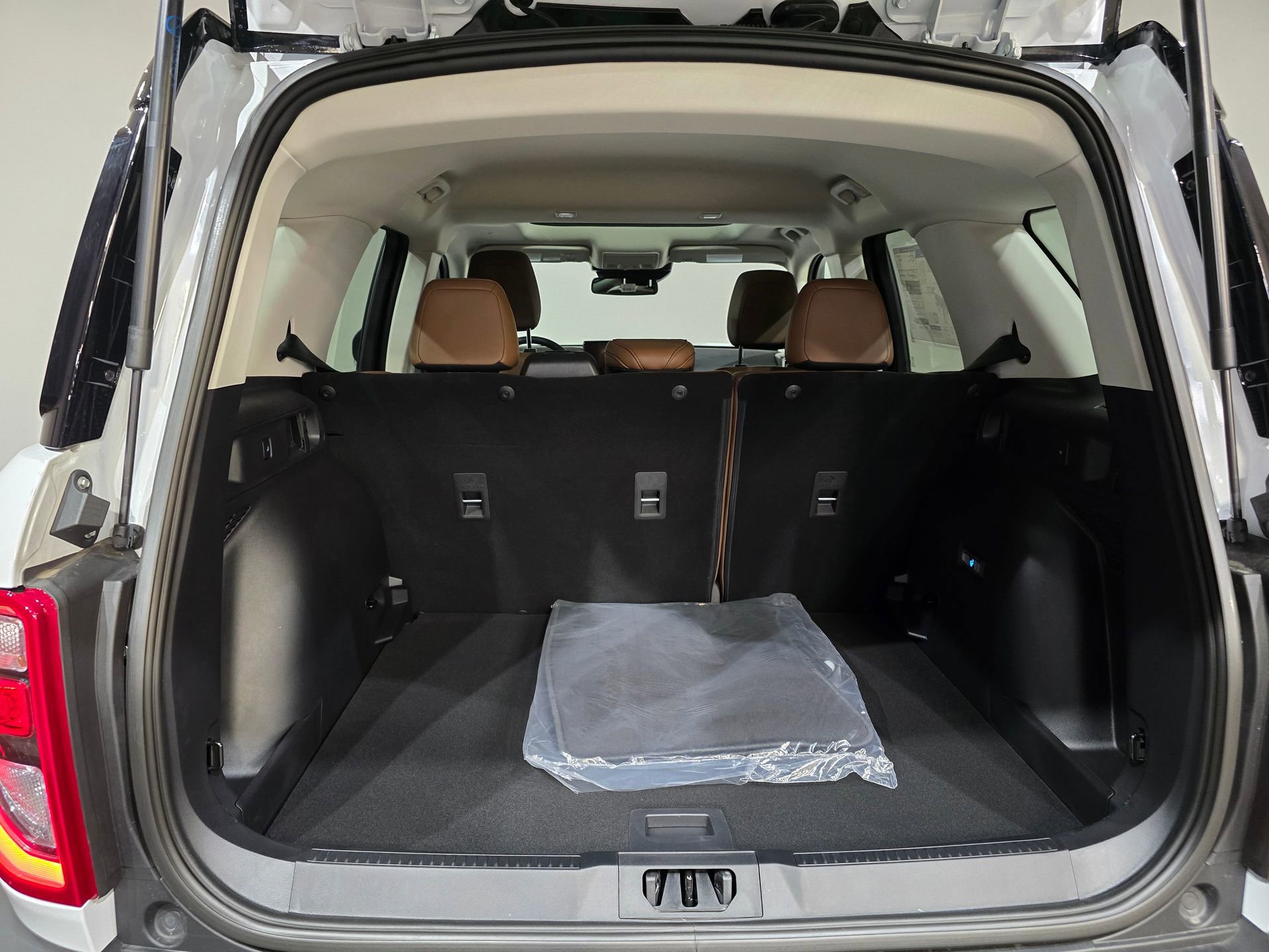 New 2025 Ford Bronco Sport Outer Banks w/ Outer Banks Tech Package+ image 11