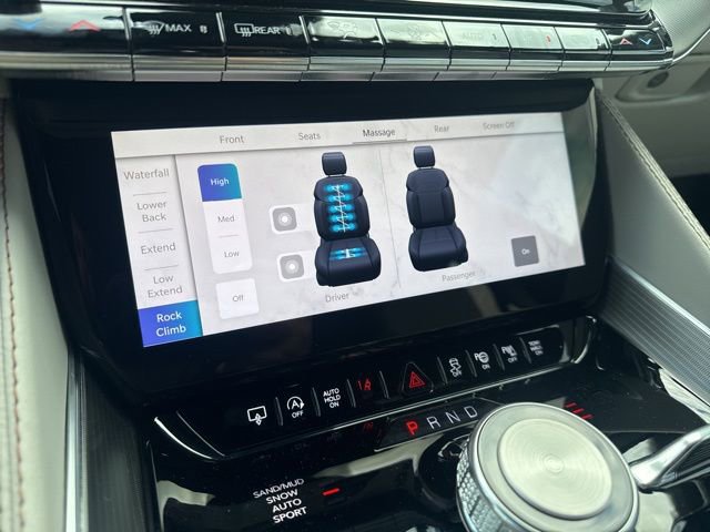 New 2026 Jeep Grand Wagoneer Summit image 21