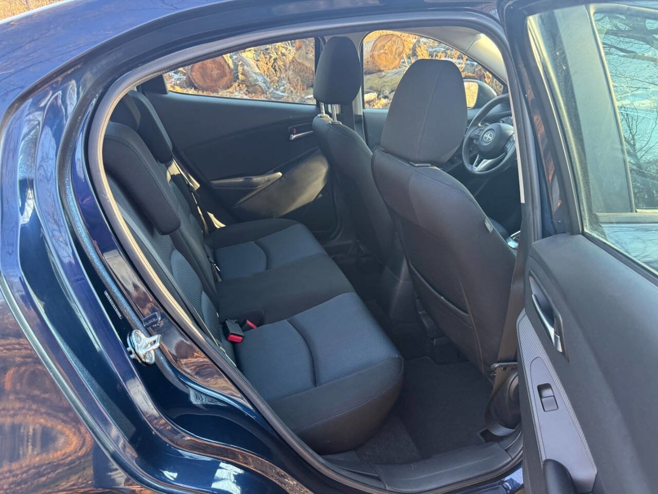 Used 2016 Scion iA Base 4dr Sedan 6M image 29