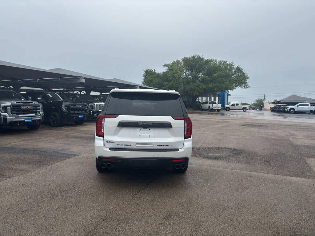 Certified 2023 GMC Yukon Denali Ultimate AWD/4WD image 6
