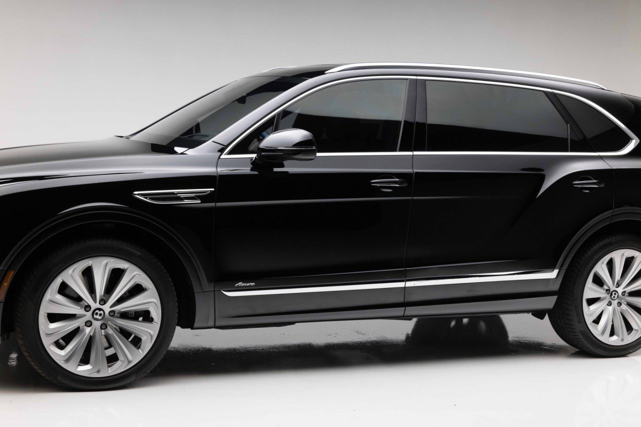 Used 2023 Bentley Bentayga Extended Wheelbase AWD/4WD image 33
