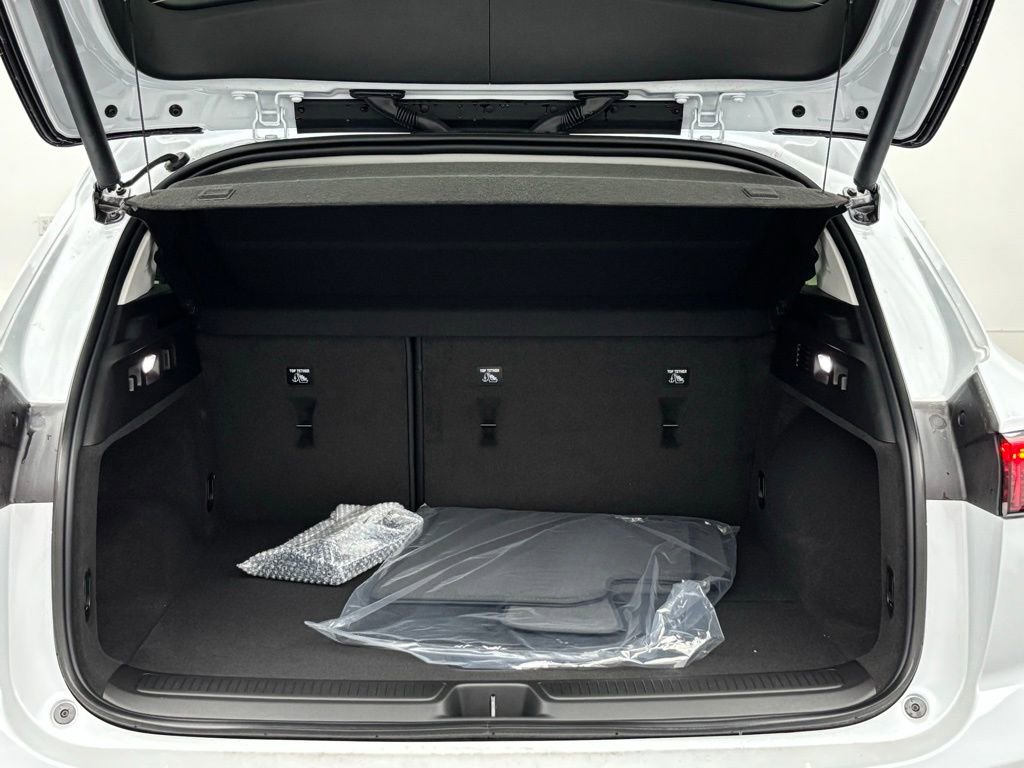 New 2025 Buick Envision Sport Touring image 13