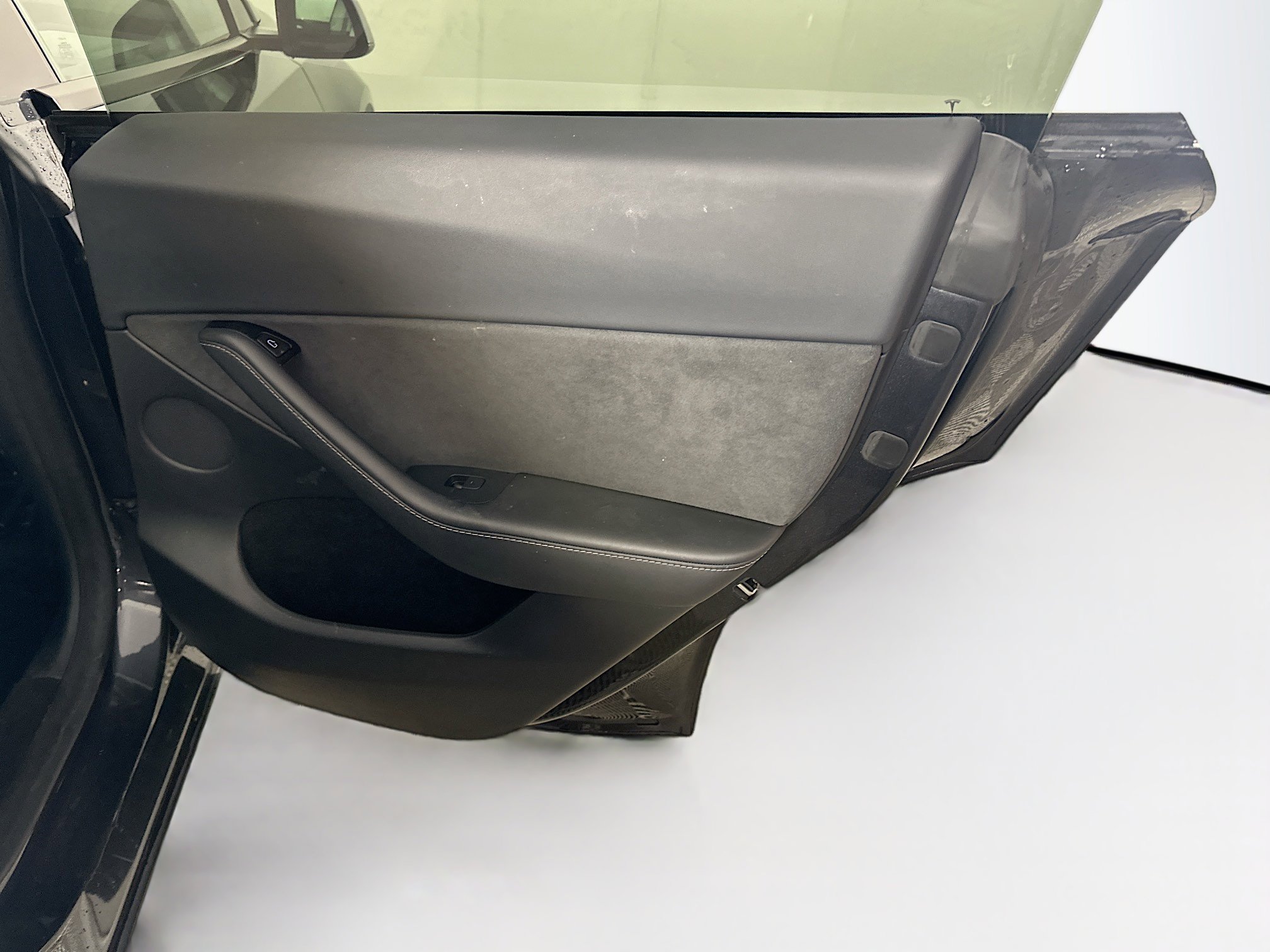 Used 2024 Tesla Model Y Long Range image 28