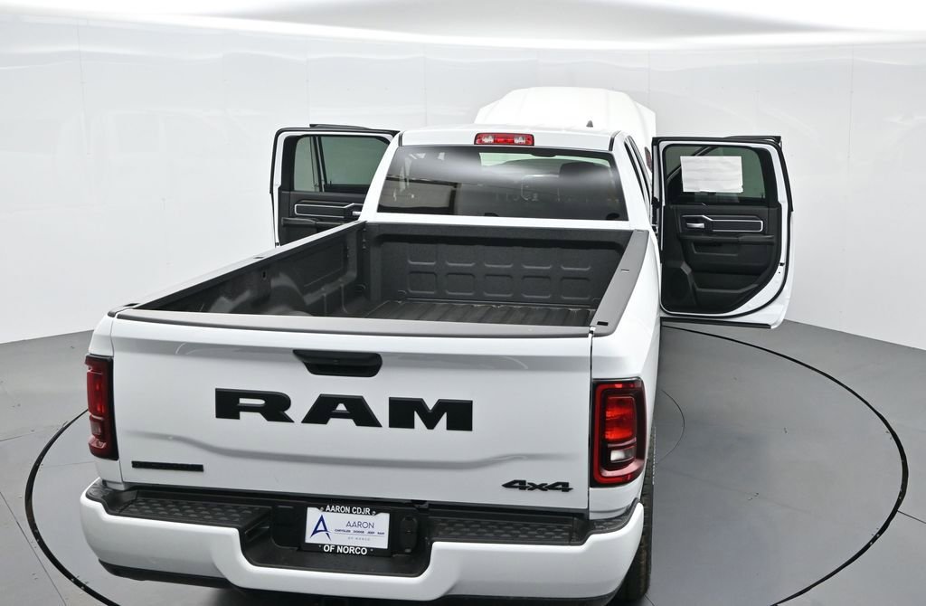 New 2026 RAM 3500 Big Horn AWD/4WD image 36