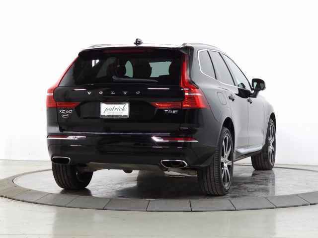 Used 2019 Volvo XC60 T8 Inscription image 11