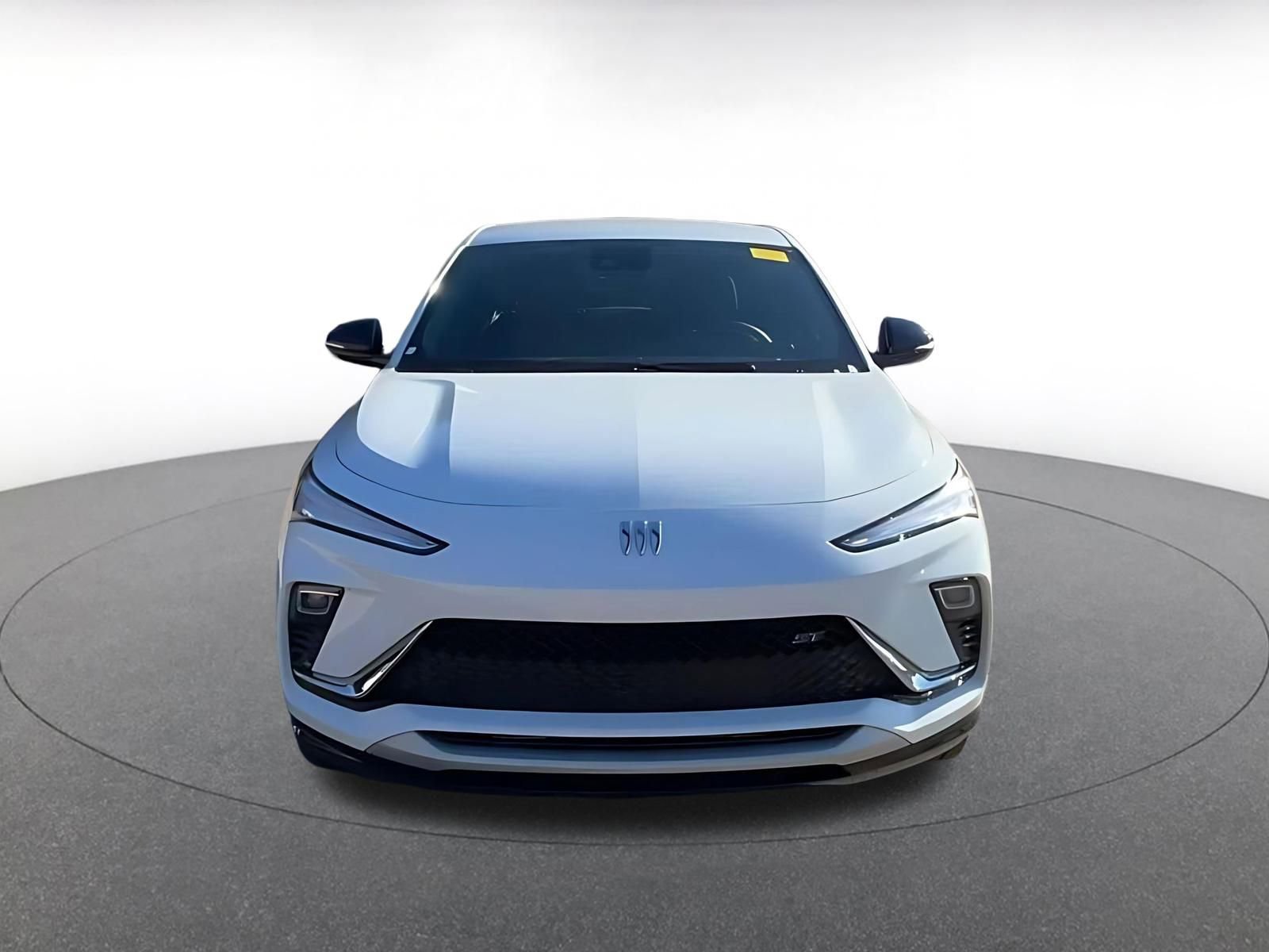 Used 2025 Buick Envista Sport Touring image 4