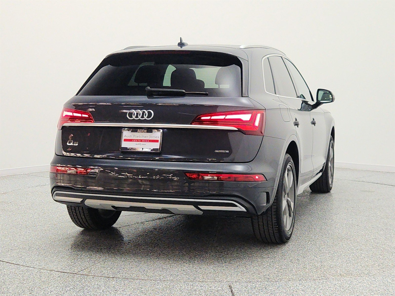 Used 2023 Audi Q5 2.0T Premium w/ Convenience Package AWD/4WD image 6