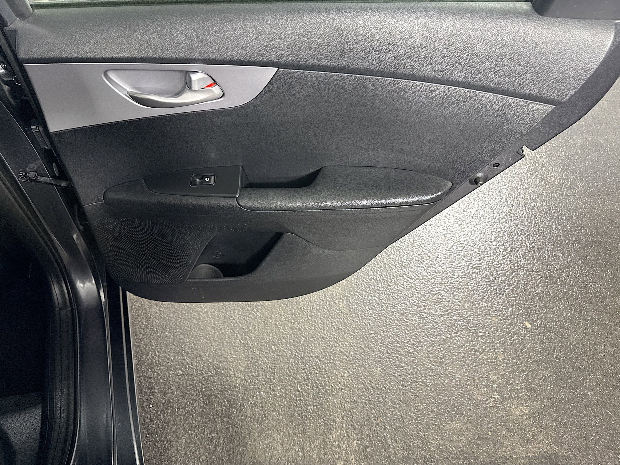 Used 2024 Kia Forte LX FWD image 27