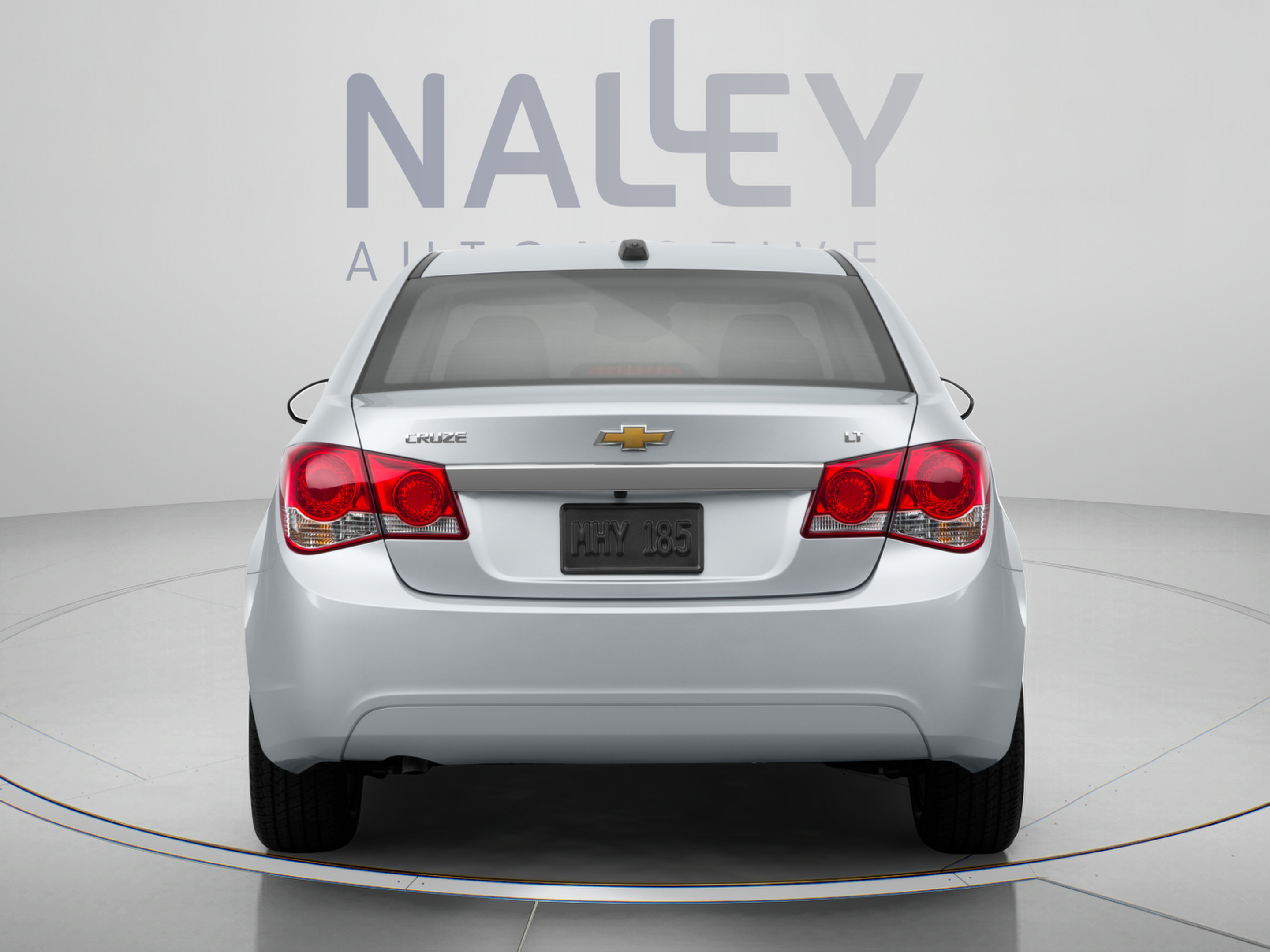 Used 2015 Chevrolet Cruze LT w/ Technology Package FWD image 3