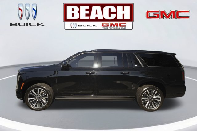 Used 2025 Cadillac Escalade ESV Sport AWD/4WD image 6