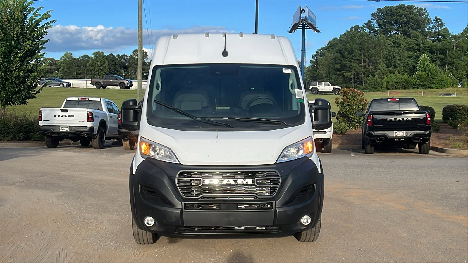 New 2025 RAM ProMaster 1500 w/ Safety Group FWD image 3
