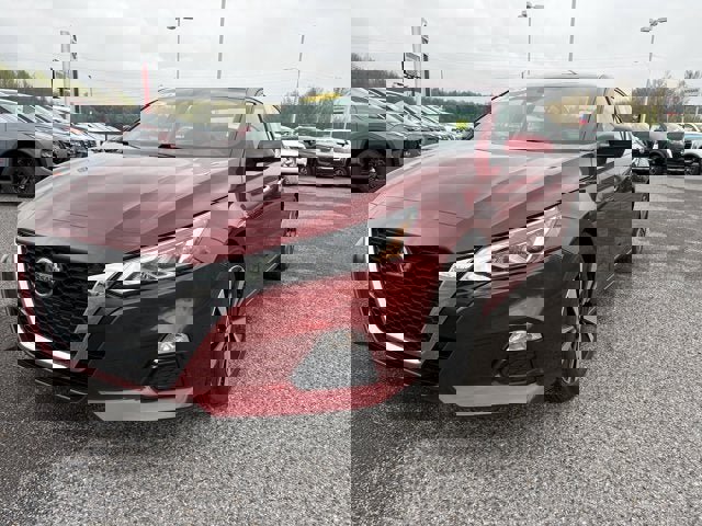 Used 2021 Nissan Altima 2.5 SV