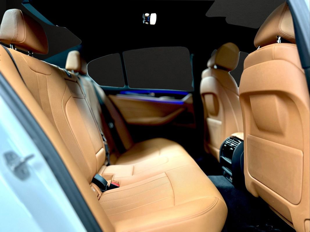 Used 2022 BMW 530i xDrive w/ M Sport Package image 23