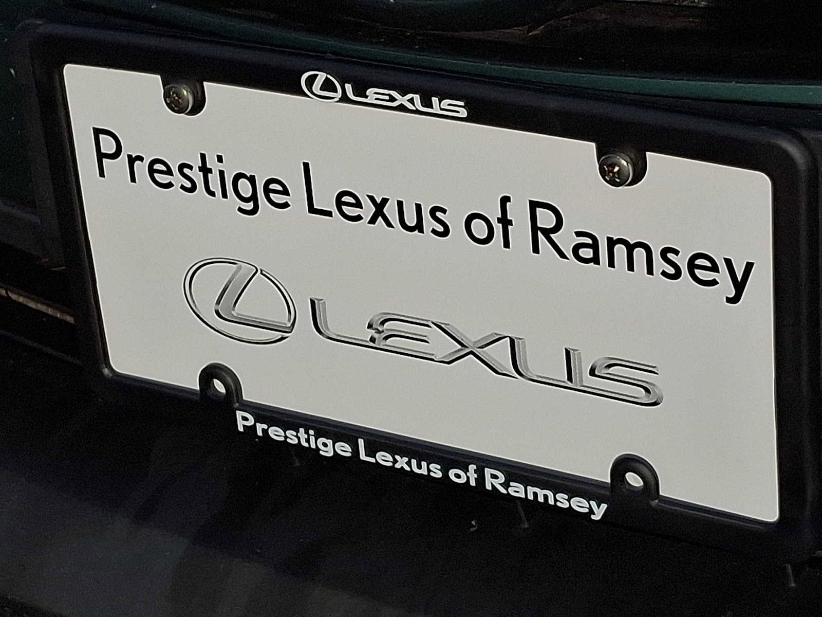 Used 2022 Cadillac Escalade Premium Luxury image 30