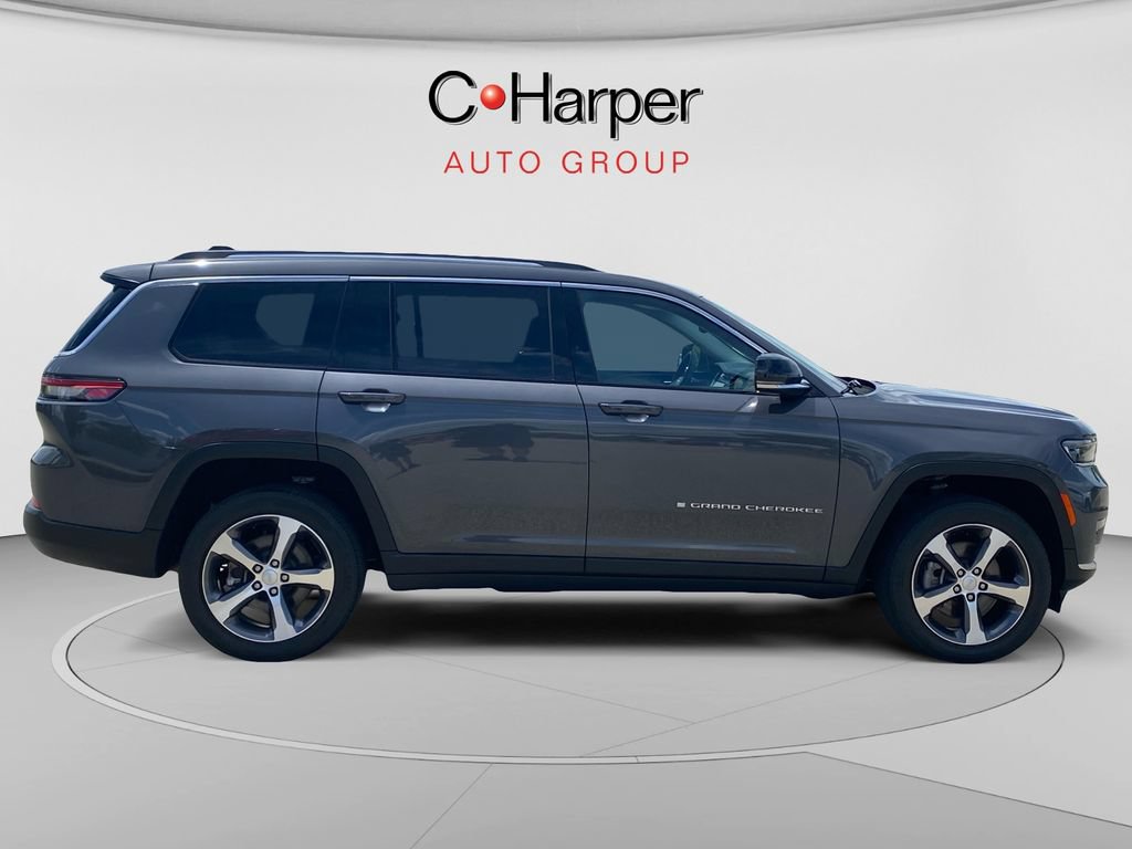 Used 2023 Jeep Grand Cherokee L Limited AWD/4WD image 2