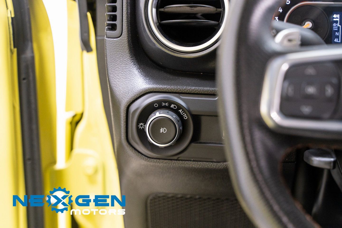 Used 2023 Jeep Wrangler Unlimited Rubicon 392 w/ Xtreme Recon 35" Tire Package image 22