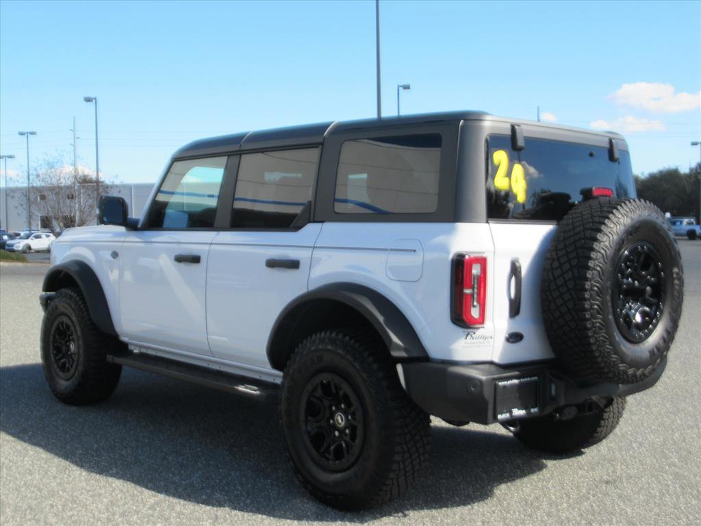 Used 2024 Ford Bronco Wildtrak image 4