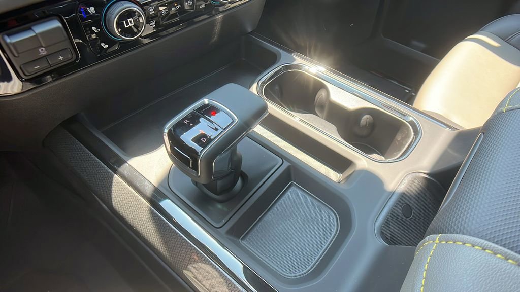 New 2025 Chevrolet Silverado 1500 ZR2 w/ Technology Package image 24