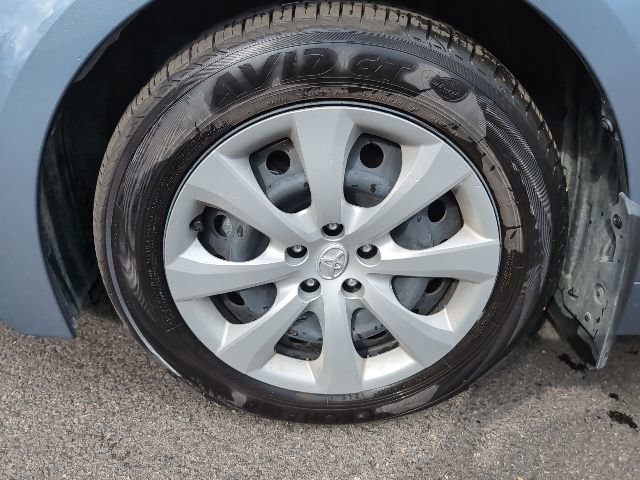 Used 2025 Toyota Corolla LE image 10