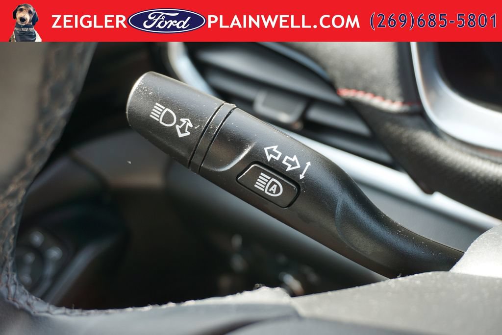 Used 2023 Chevrolet Traverse RS AWD/4WD image 30
