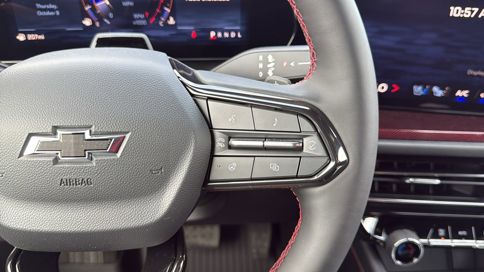 New 2026 Chevrolet Traverse RS image 20