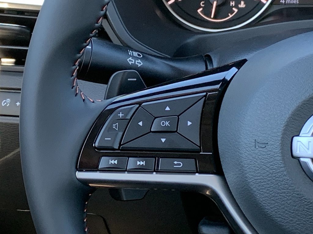 New 2025 Nissan Altima 2.5 SR image 9