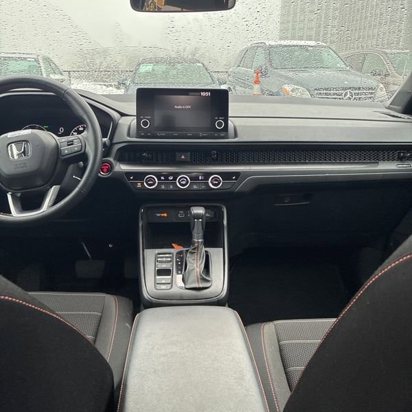 Used 2025 Honda CR-V Sport image 29