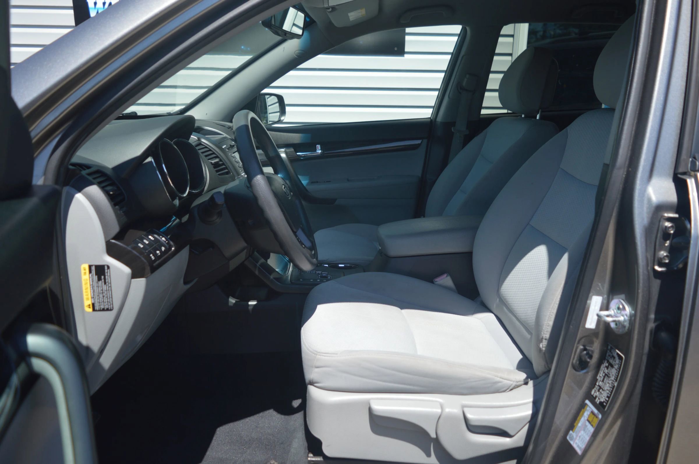 Used 2012 Kia Sorento LX w/ Convenience Pkg AWD/4WD image 10