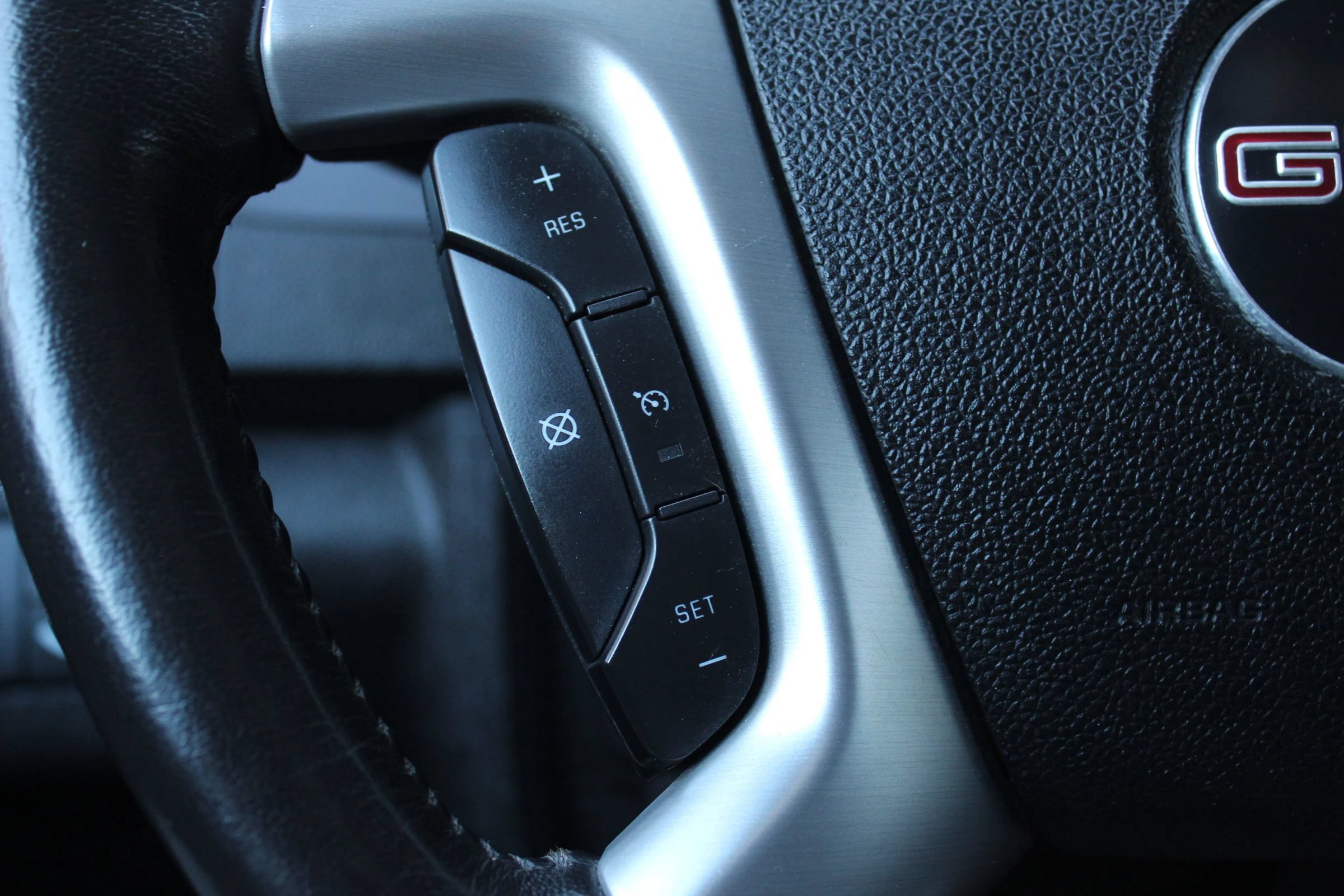 Used 2010 GMC Acadia SLE AWD/4WD image 26