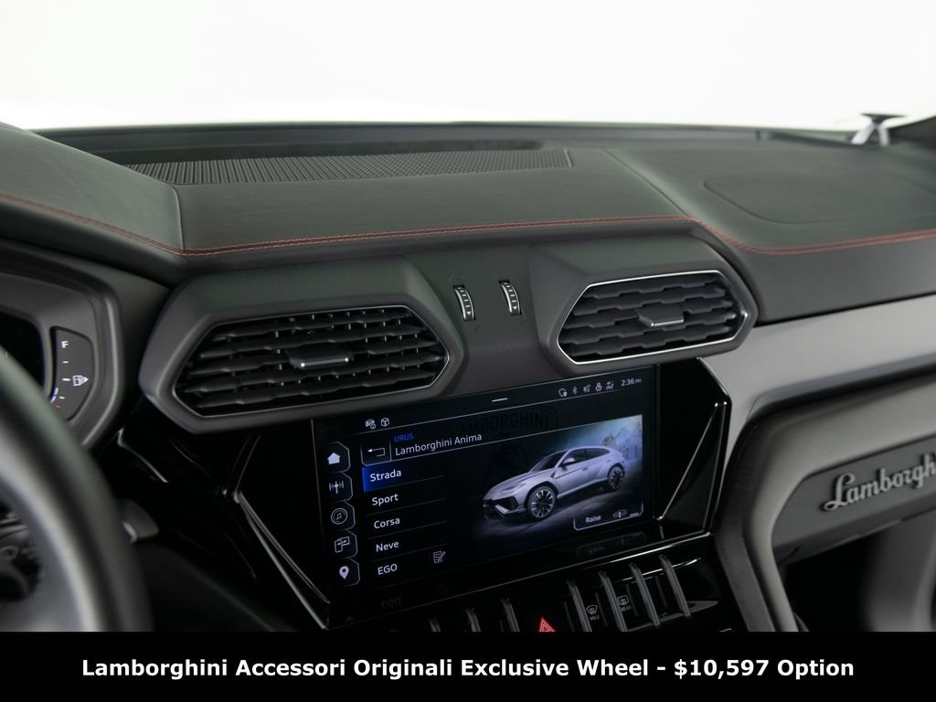 Used 2024 Lamborghini Urus S AWD/4WD image 22