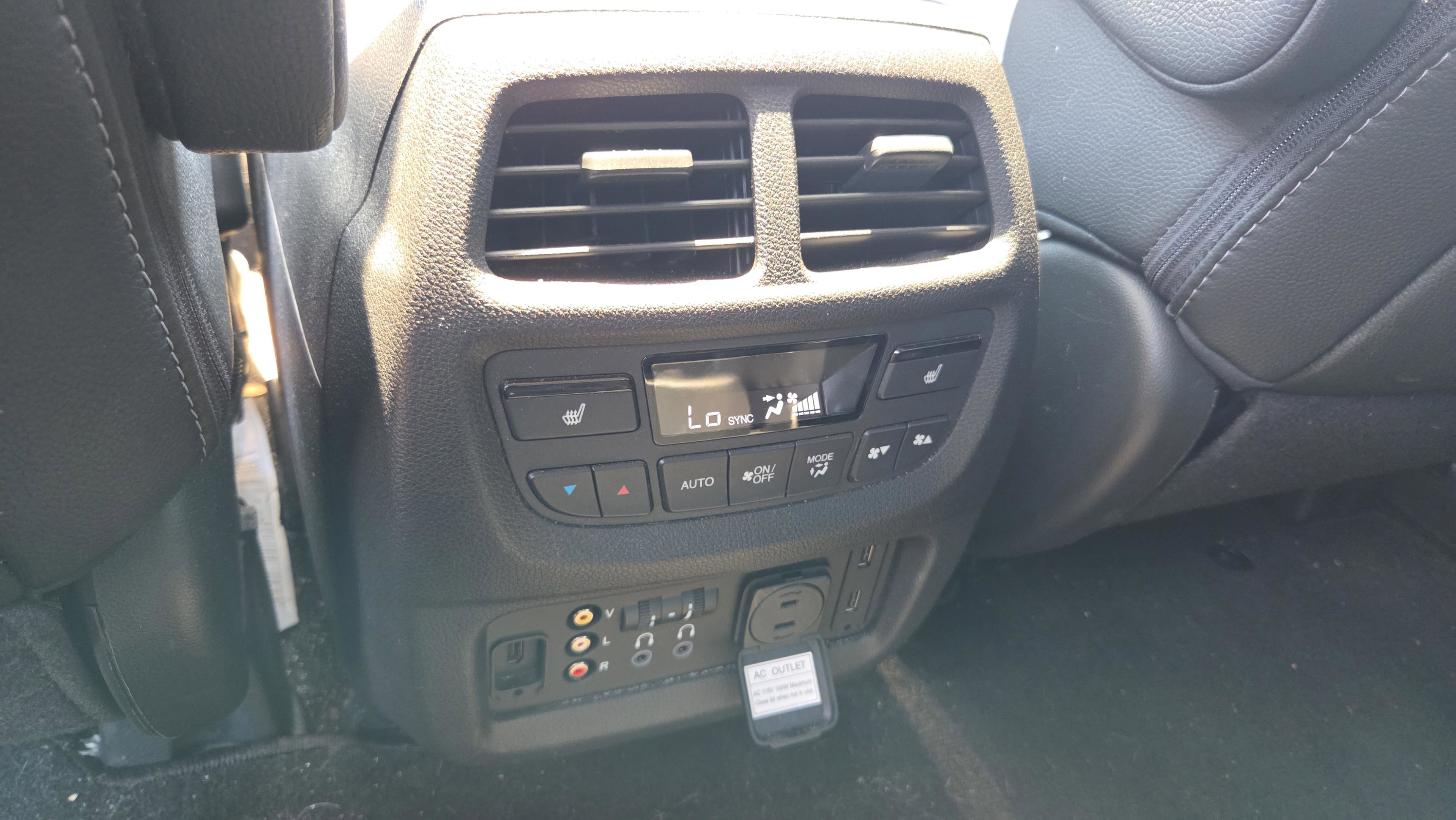 Certified 2018 Honda Pilot Elite image 14