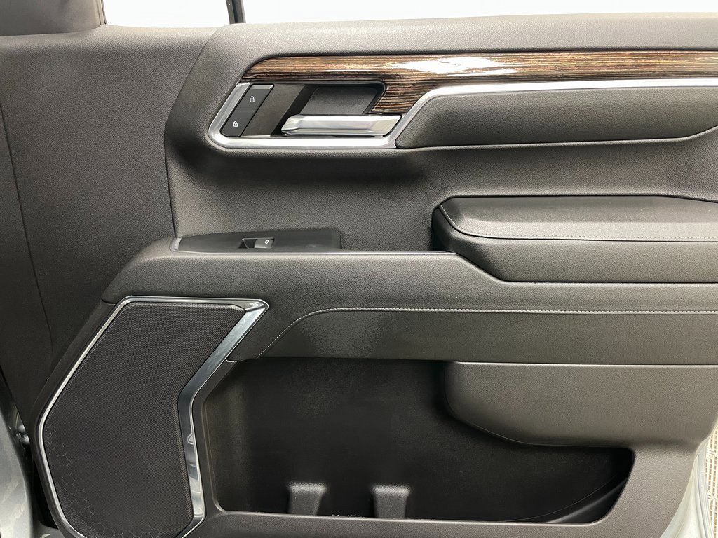 Certified 2024 GMC Sierra 1500 Elevation image 38