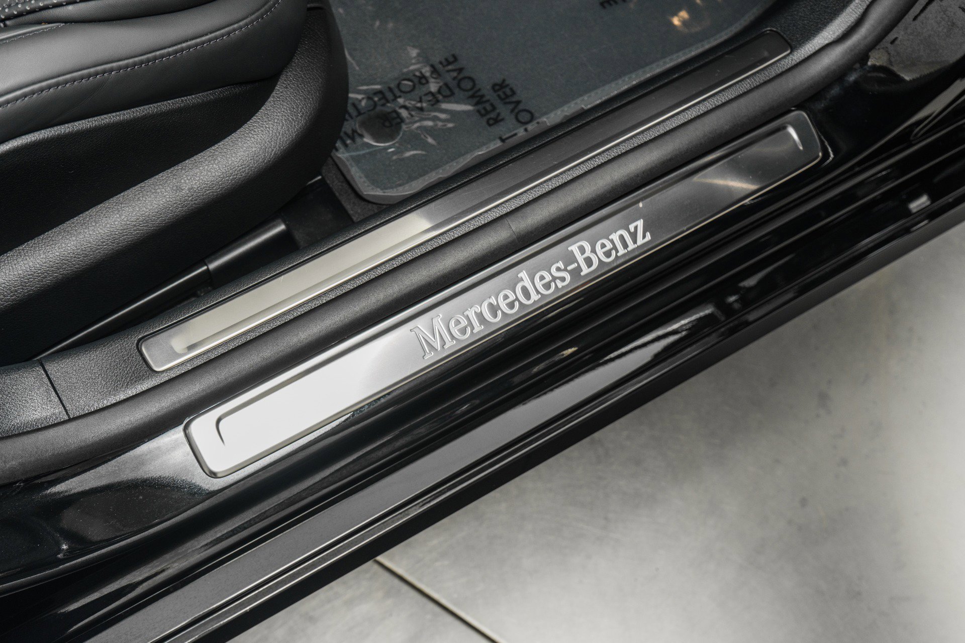 Used 2025 Mercedes-Benz S 580e 4MATIC Sedan image 33